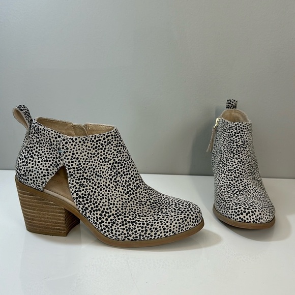 Toms Lea Macadamia Mini Cheetah Print Suede Ankle Boots Size 6.5 Animal Print - Picture 1 of 16
